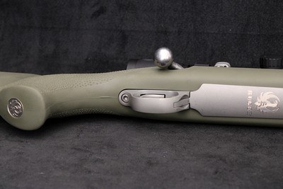 2017 Ruger M77 Hawkeye Hunter .300 Win. Magnum 24