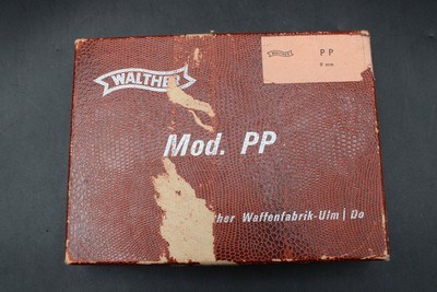 1968 Walther PP .380 Ulm West German Police Pistol Boxed Excellent LIKE NEW - Image 2 of 25