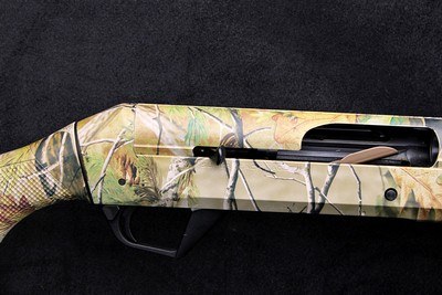 Benelli Super Black Eagle II 12 GA 26