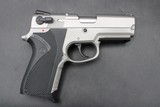 2003 Smith & Wesson 4013TSW 40 Tactical Third Generation .40 S&W TSW Rail - Image 2 of 25