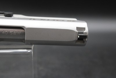 2003 Smith & Wesson 4013TSW 40 Tactical Third Generation .40 S&W TSW Rail - Image 15 of 25