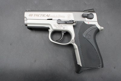 2003 Smith & Wesson 4013TSW 40 Tactical Third Generation .40 S&W TSW Rail - Image 6 of 25