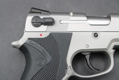 2003 Smith & Wesson 4013TSW 40 Tactical Third Generation .40 S&W TSW Rail - Image 4 of 25