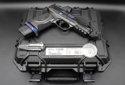 Smith & Wesson 2024 Spec Series V Performance Center M&P9 Metal 9mm Blue TiN Spiral NM Barrel & Comp Trijicon SRO 2.5 MOA - Image 2 of 25