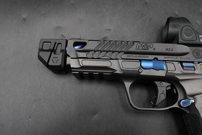 Smith & Wesson 2024 Spec Series V Performance Center M&P9 Metal 9mm Blue TiN Spiral NM Barrel & Comp Trijicon SRO 2.5 MOA - Image 6 of 25
