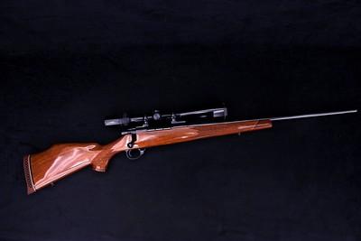 1981 South Gate Weatherby Vanguard VGX .270 24