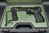 2014 Beretta M9 U.S. Army Commemorative 9mm 92FS INOX Army Hard Case - Image 2 of 22