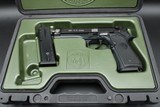2014 Beretta M9 U.S. Army Commemorative 9mm 92FS Army Hard Case - Image 2 of 22