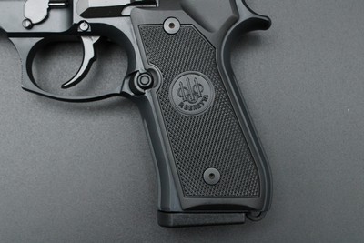 2014 Beretta M9 U.S. Army Commemorative 9mm 92FS INOX Army Hard Case - Image 6 of 22