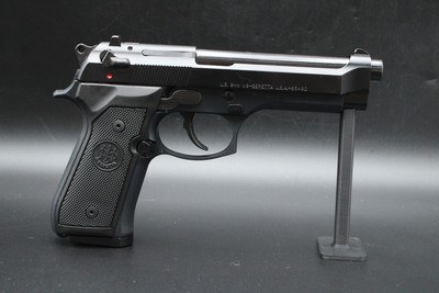 2014 Beretta M9 U.S. Army Commemorative 9mm 92FS INOX Army Hard Case - Image 18 of 22