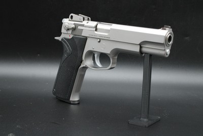 1990 Smith & Wesson 1006 Third Gen 10mm Auto Early TEV Prefix S&W 3 Mags Factory Box - Image 15 of 25