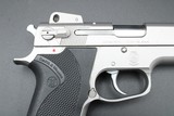 1990 Smith & Wesson 1006 Third Gen 10mm Auto Early TEV Prefix S&W 3 Mags Factory Box - Image 7 of 25