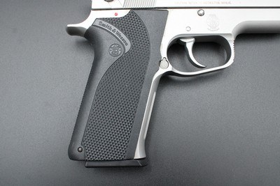 1990 Smith & Wesson 1006 Third Gen 10mm Auto Early TEV Prefix S&W 3 Mags Factory Box - Image 6 of 25