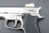 1990 Smith & Wesson 1006 Third Gen 10mm Auto Early TEV Prefix S&W 3 Mags Factory Box - Image 11 of 25