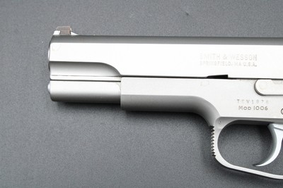 1990 Smith & Wesson 1006 Third Gen 10mm Auto Early TEV Prefix S&W 3 Mags Factory Box - Image 13 of 25