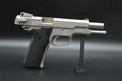 1990 Smith & Wesson 1006 Third Gen 10mm Auto Early TEV Prefix S&W 3 Mags Factory Box - Image 19 of 25