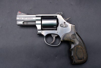 Smith & Wesson 686-6 .357 Magnum 3