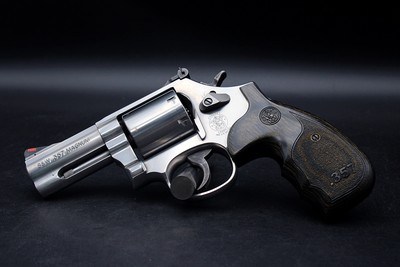 Smith & Wesson 686-6 .357 Magnum 3