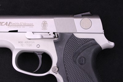 1998 Smith & Wesson 4053TSW Third Generation Tactical .40 S&W 3.5