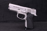 1998 Smith & Wesson 4053TSW Third Generation Tactical .40 S&W 3.5