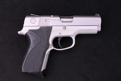 1998 Smith & Wesson 4053TSW Third Generation Tactical .40 S&W 3.5