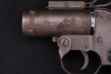 WWII U.S. PROPERTY M-8 Pyrotechnic 37MM Signal Flare Pistol w/ Aircraft Locking Lugs - Image 11 of 21