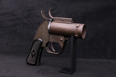 WWII U.S. PROPERTY M-8 Pyrotechnic 37MM Signal Flare Pistol w/ Aircraft Locking Lugs - Image 13 of 21