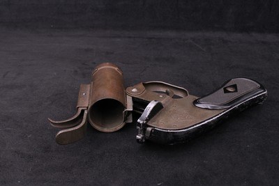 WWII U.S. PROPERTY M-8 Pyrotechnic 37MM Signal Flare Pistol w/ Aircraft Locking Lugs - Image 19 of 21