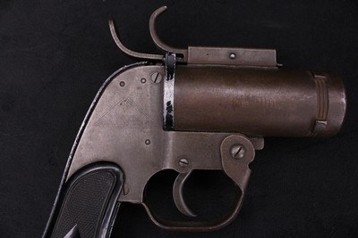 WWII U.S. PROPERTY M-8 Pyrotechnic 37MM Signal Flare Pistol w/ Aircraft Locking Lugs - Image 5 of 21