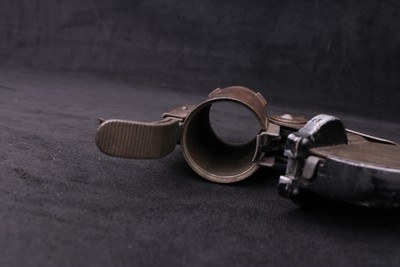 WWII U.S. PROPERTY M-8 Pyrotechnic 37MM Signal Flare Pistol w/ Aircraft Locking Lugs - Image 20 of 21