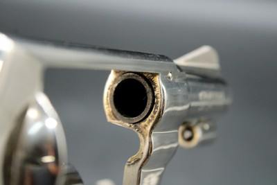 1962 Smith & Wesson Model 37 Chief's Special Airweight .38 Special 2