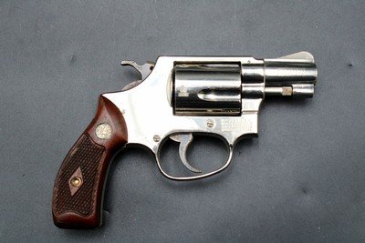 1962 Smith & Wesson Model 37 Chief's Special Airweight .38 Special 2