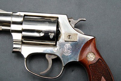 1962 Smith & Wesson Model 37 Chief's Special Airweight .38 Special 2