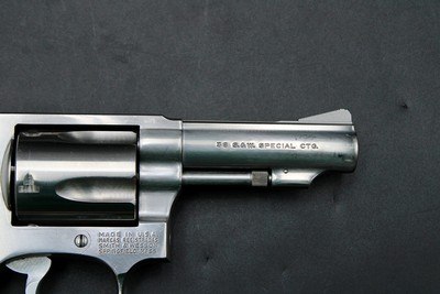 1984 Smith & Wesson 60 Chief's Special .38 Spl 3
