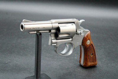 1984 Smith & Wesson 60 Chief's Special .38 Spl 3