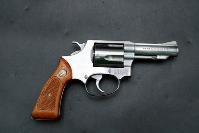 1984 Smith & Wesson 60 Chief's Special .38 Spl 3