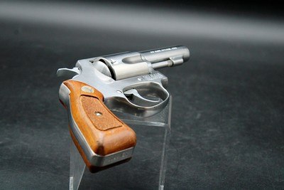 1984 Smith & Wesson 60 Chief's Special .38 Spl 3