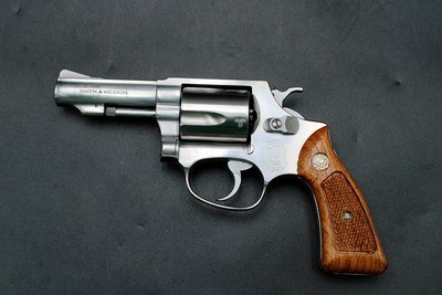 1984 Smith & Wesson 60 Chief's Special .38 Spl 3