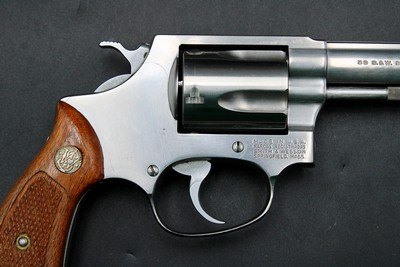 1984 Smith & Wesson 60 Chief's Special .38 Spl 3