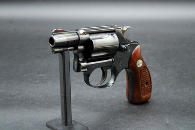 1969 Smith & Wesson 36 Chiefs Special .38 Special 2