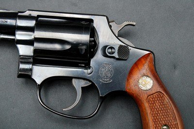 1969 Smith & Wesson 36 Chiefs Special .38 Special 2