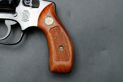 1969 Smith & Wesson 36 Chiefs Special .38 Special 2