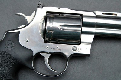 *Like New In Box* Colt Anaconda .44 Mag 8