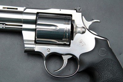 *Like New In Box* Colt Anaconda .44 Mag 8