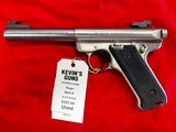 Ruger MKII HB Target .22 - 2 of 2
