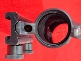 Trijicon ACOG fiber optic with red arrow - 5 of 6