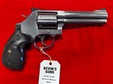 Smith & Wesson 686-6 - 1 of 2