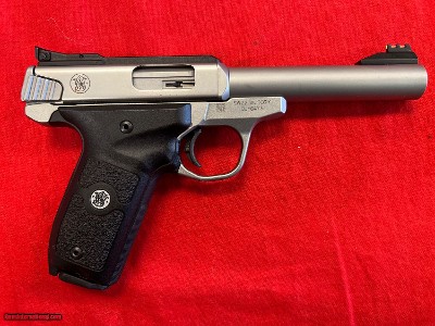 Smith & Wesson SW22 Victory .22