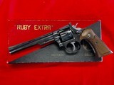 Llama Martial revolver .22 - 3 of 8