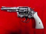 Smith & Wesson 10-6 engraved - 14 of 25